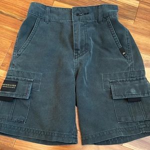 Barely worn little boys quicksilver shorts